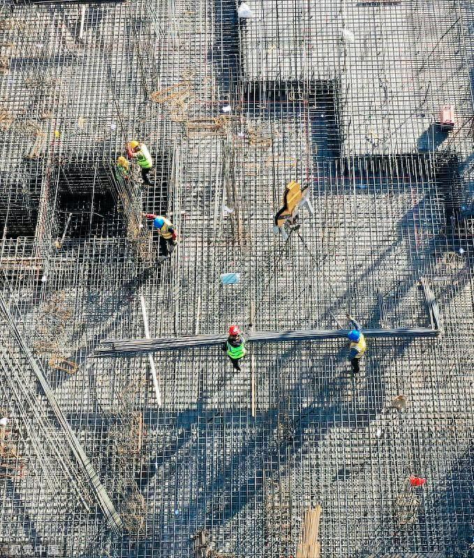 楼市风云变幻：从投资神话到理性选择，房产价值重塑之路